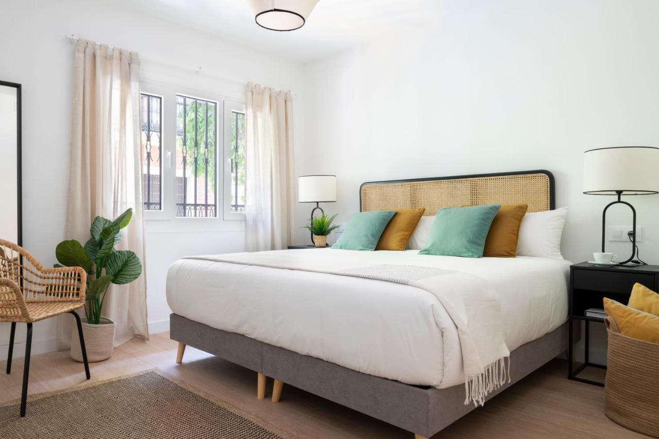 Magno Apartments Castelar 塞维利亚 外观 照片